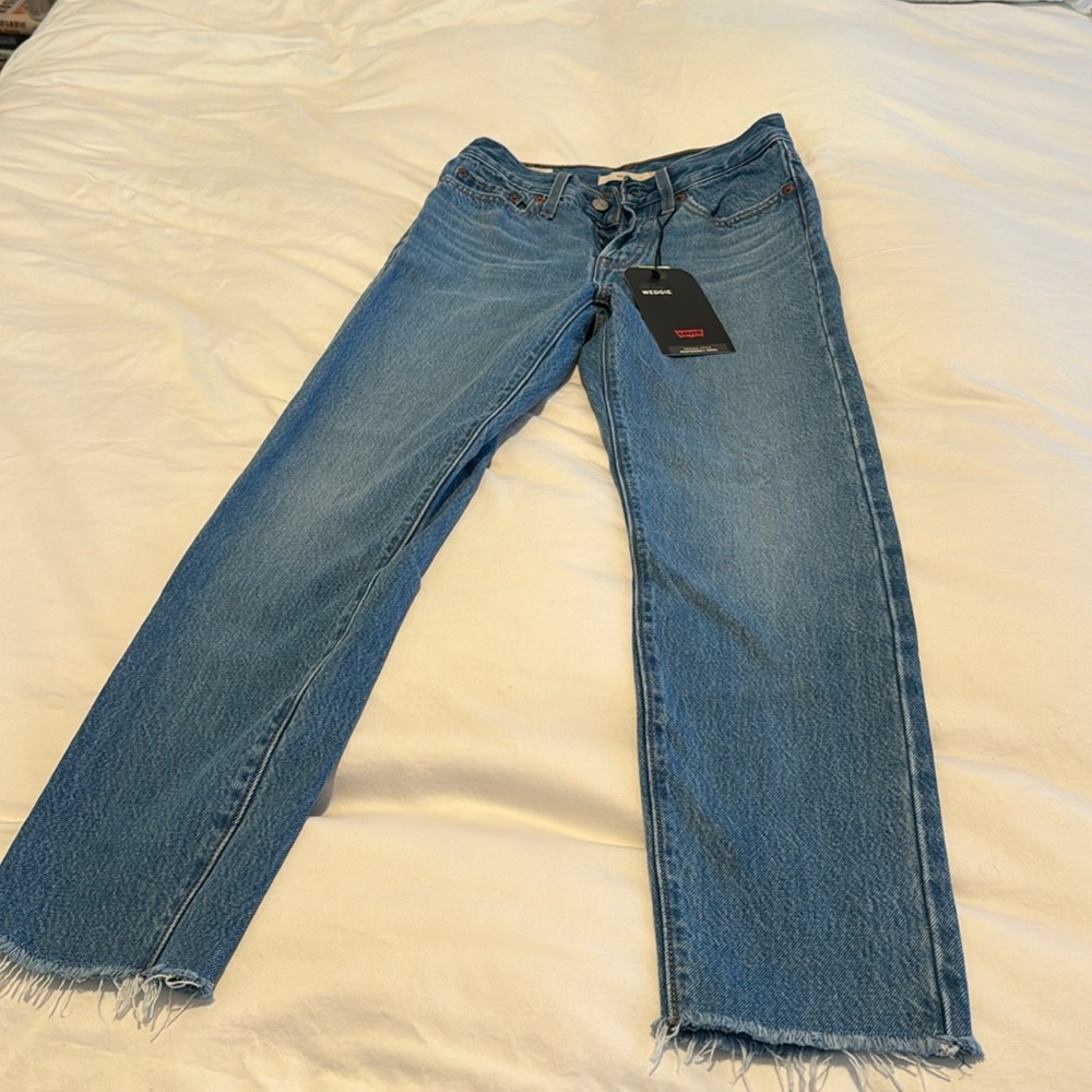 Levi’s premium wedgie size 24. Never worn